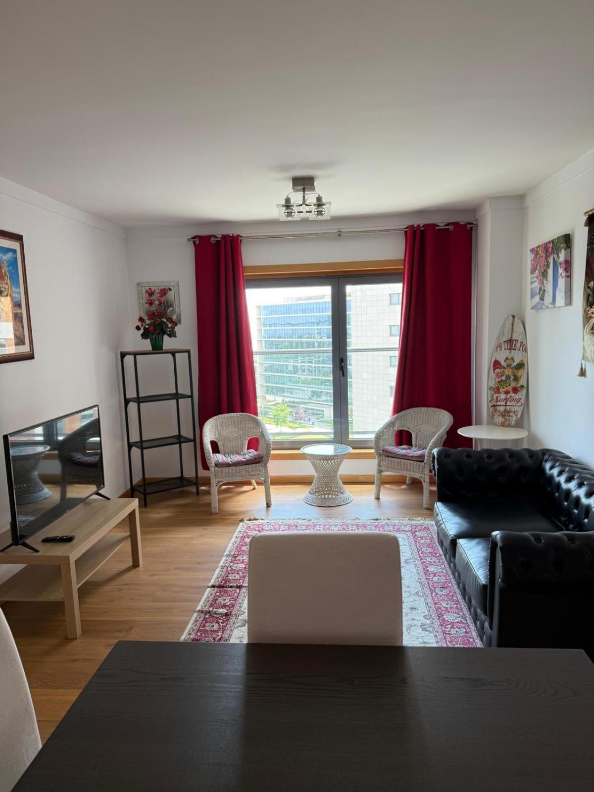 Parque Nacoes River View ,free Wifi * Lissabon